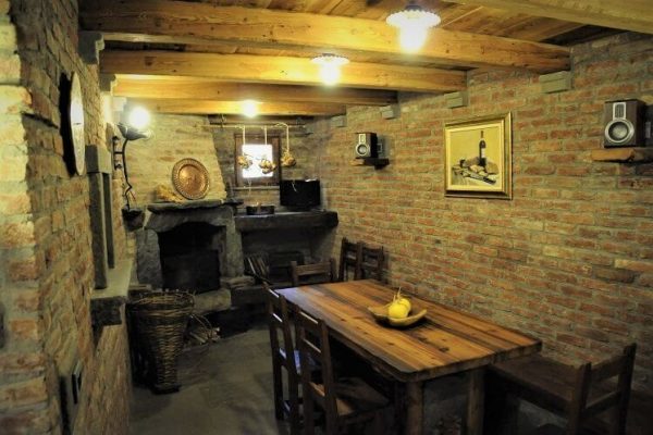 Taverna-10.jpg